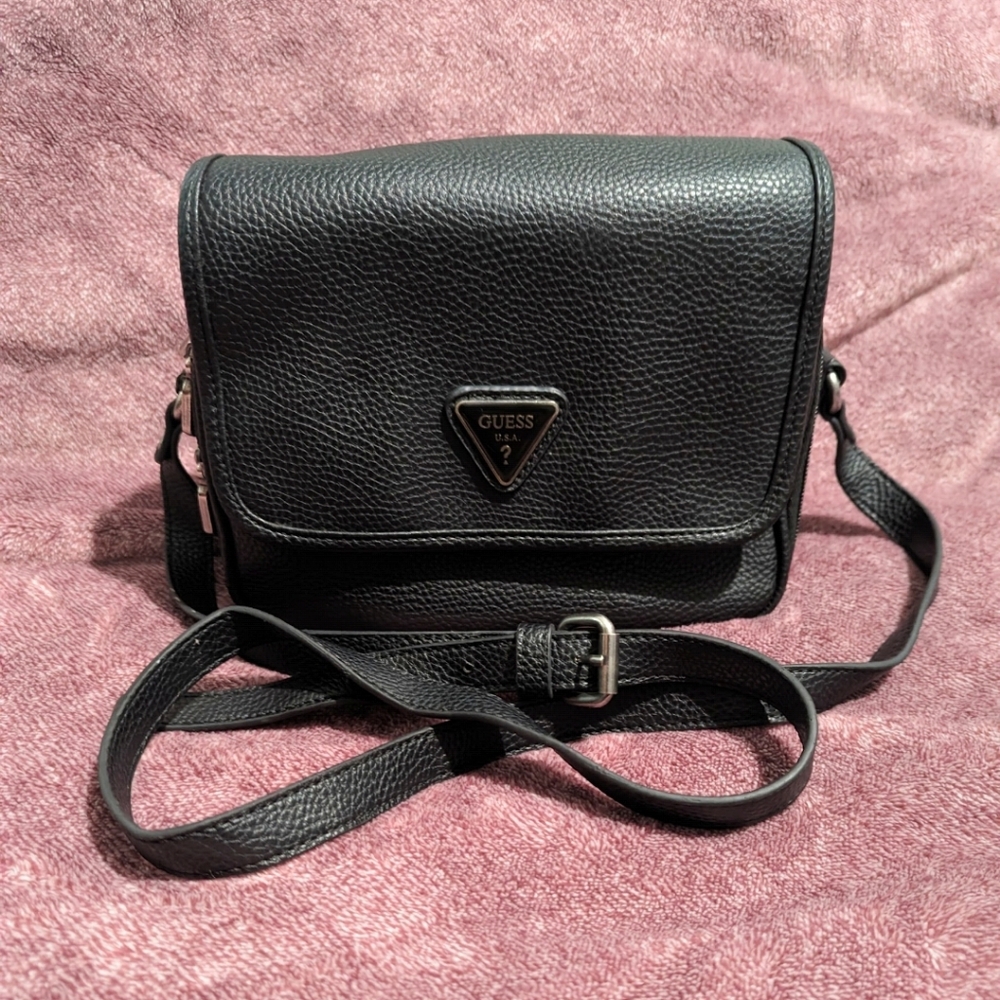 Guess Black Meridian Flap Shoulder Bag